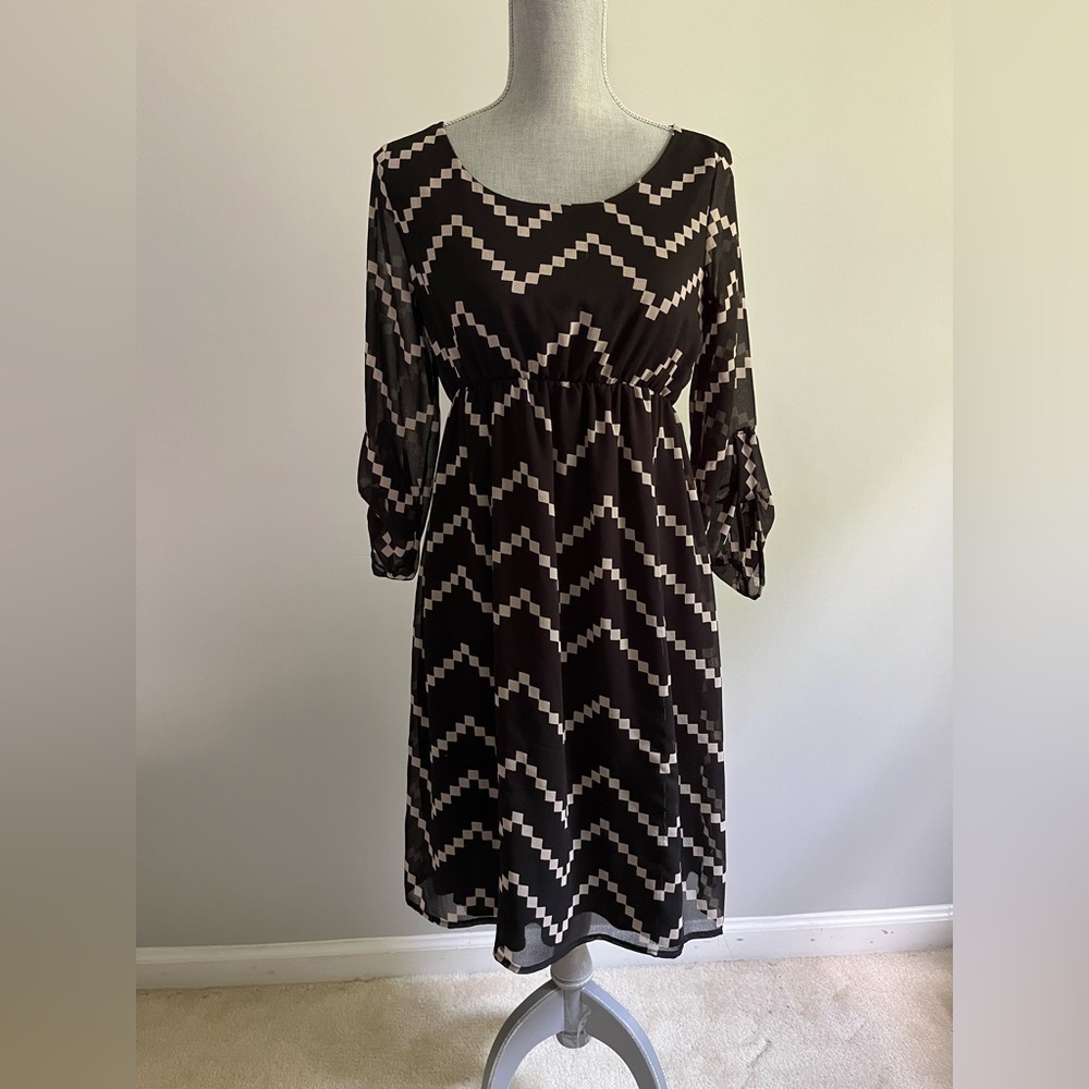 Chevron Patterned Black and White Maternity Dress